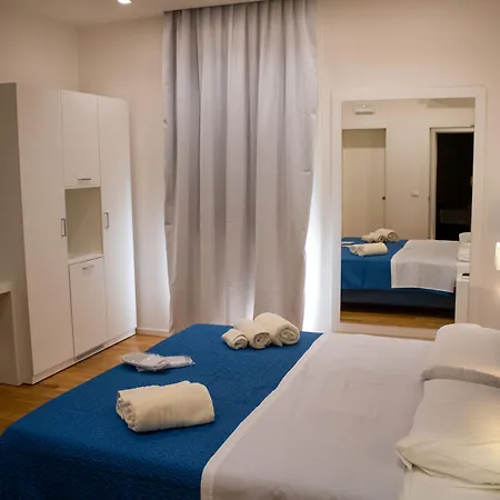 Beauty House Via Veneto 4*