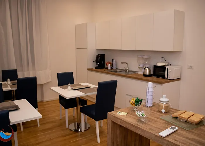 Beauty House Via Veneto Bed & Breakfast 4*